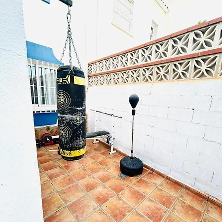 House Famara,in For Family And Friends Pool Villa *
